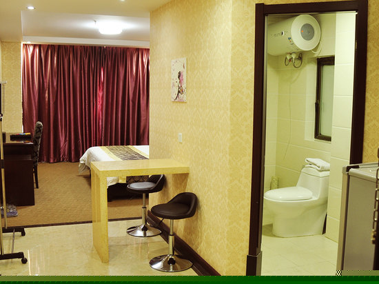 高级家庭大床房