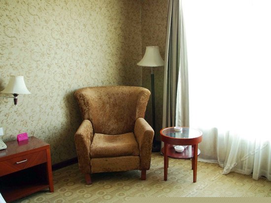 五楼商务大床房