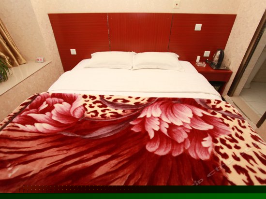 时尚电脑大床房