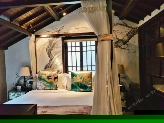 佛缘套房(带阳台)