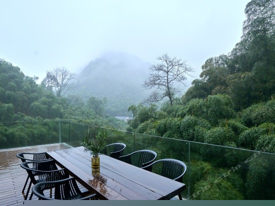 山院一月白复式景观床