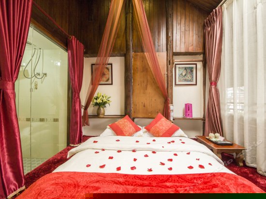 202豆蔻年华 榻榻米大床房