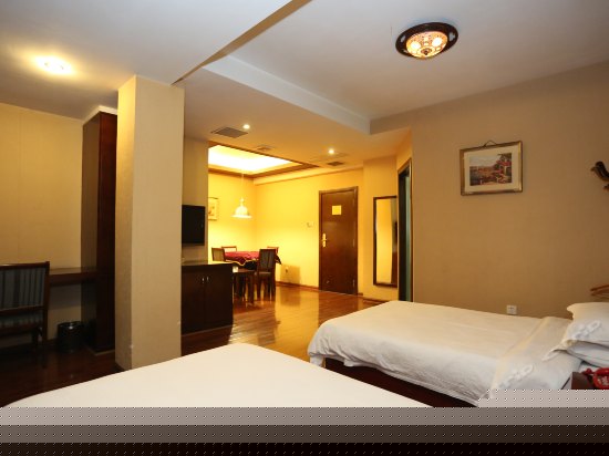 豪华双人商务套间