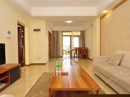 豪华双卧套房（两房两厅）