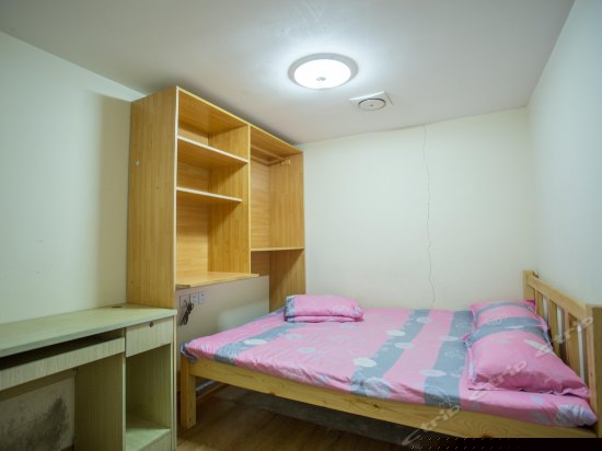 普通大床房（无窗）