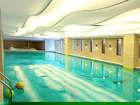 室内游泳池