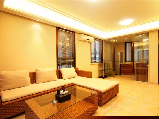 精品全家福2室1厅