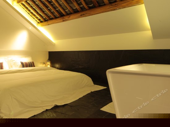 山居雅致大床房