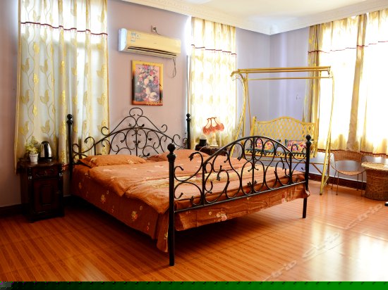 欧式江景大床房