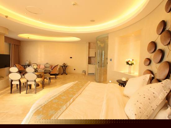 无敌海景蜜月套房