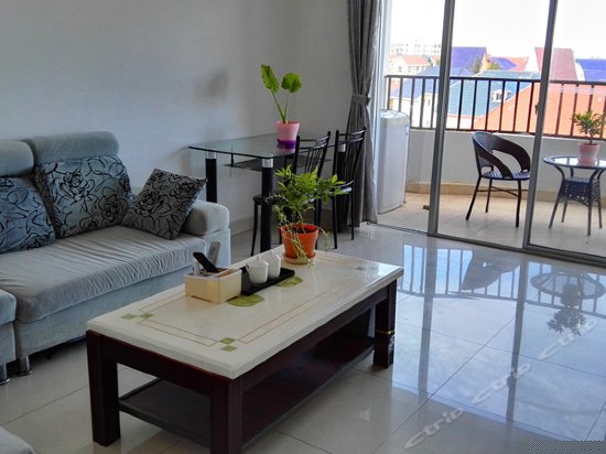 公寓一房一厅阳台双床间