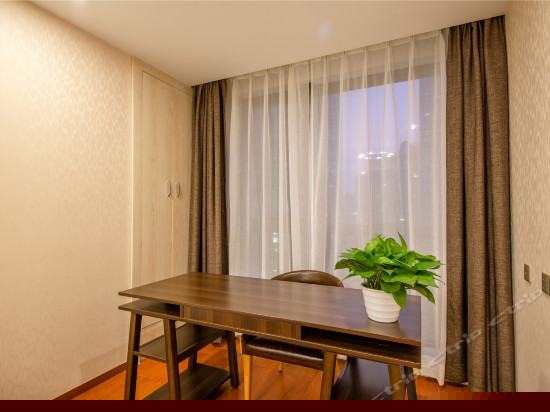 豪华商务行政房