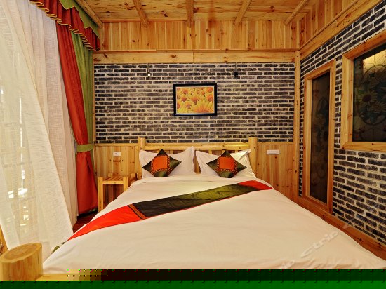 b栋, 金色仰望大床房b