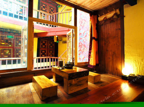 西梦精品大床房