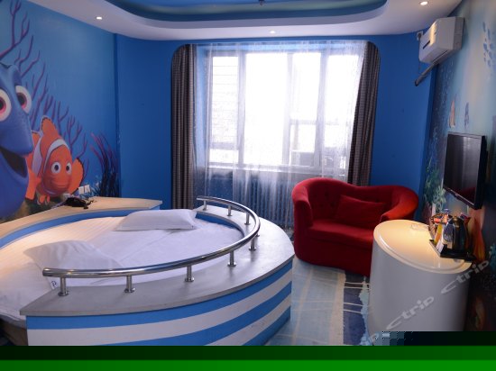 卡通主题房