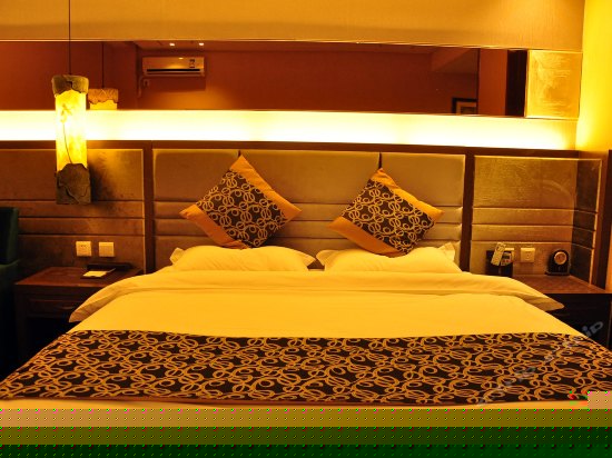 特价大床房（无窗）