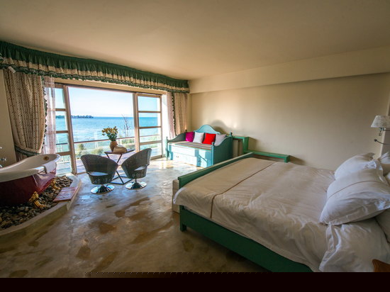 豪华美国乡村海景大床房205号房