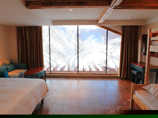 豪华套房四室一厅