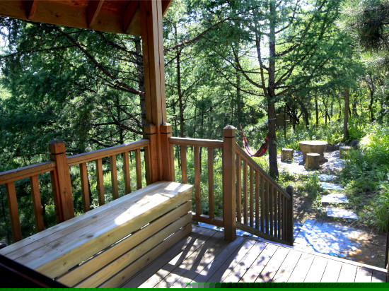 三人榻榻米森林房