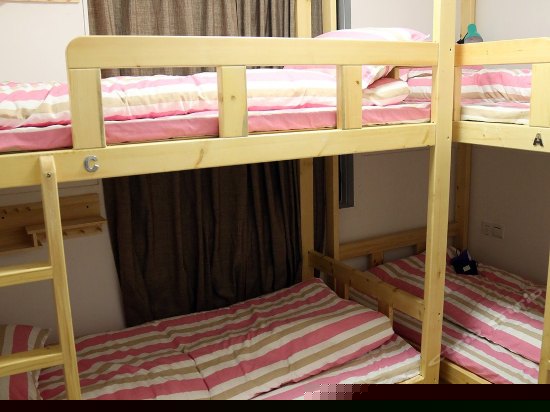 四人间(床位房)