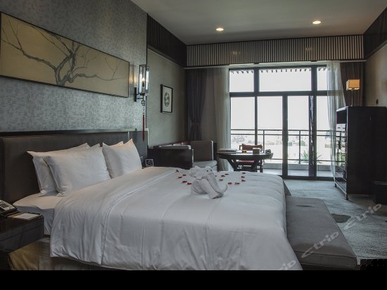 私属汤池观景房