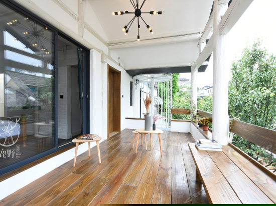 鹿肆花园露台大床房