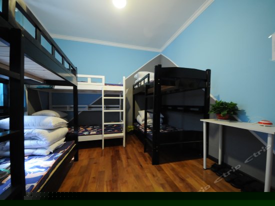 南北三号六人间（床位房）