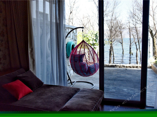 海景花园大床房