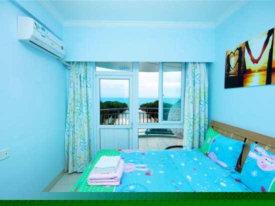 高层豪华正海景180度四室一厅套房803