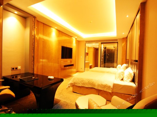 甜果高级双床间