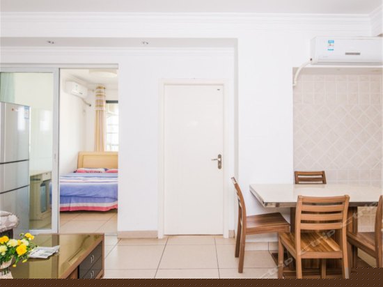 山景景观两厅两厅套房