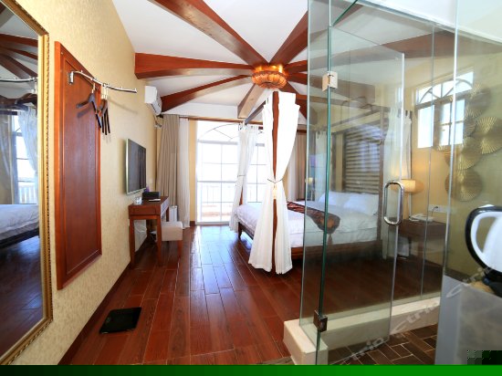 豪华海景大床房