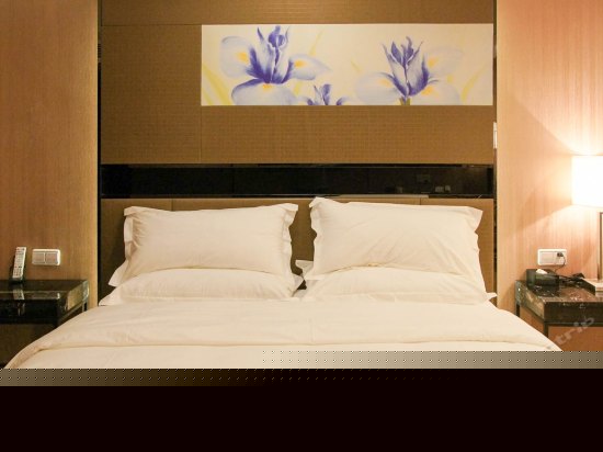 高级大床房（无窗）