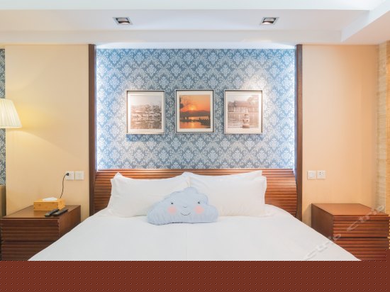 景观豪华大床房