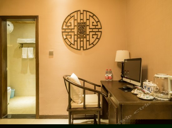 富贵牡丹空中花园复式大床房