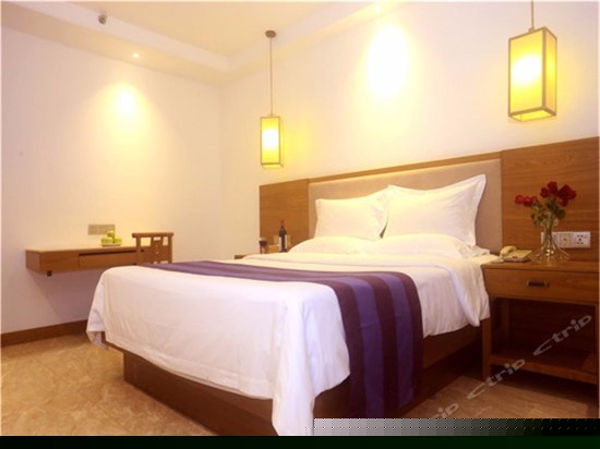 豪华海景大床房