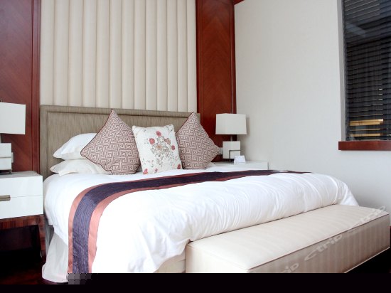 尊享正海景大床房