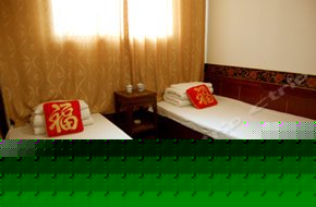 四合院双人床标房