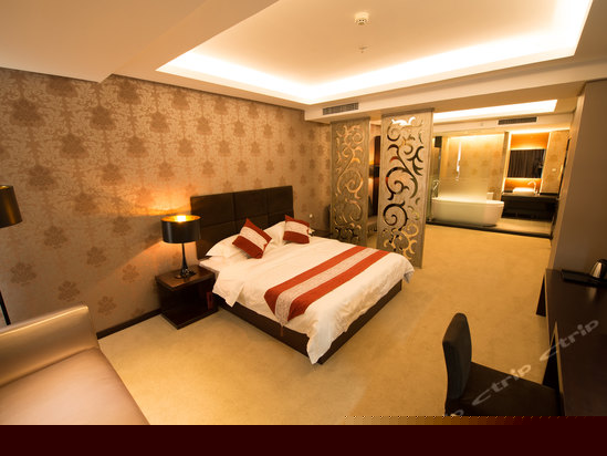 豪华间