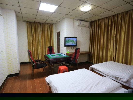 豪华棋牌双床房