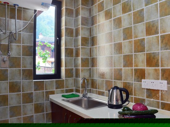 豪华山景单卧大床套房