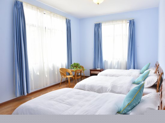 温馨家庭三人间