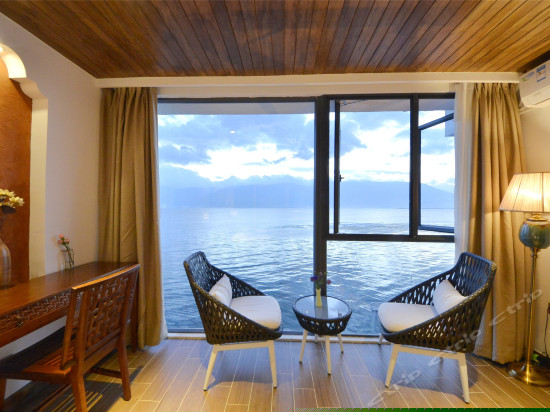 东南亚风复式海景套房