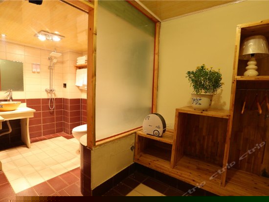 藏式舒适三人间