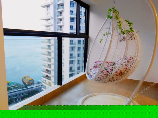 普罗旺斯薰衣草主题180度海景三居室套房