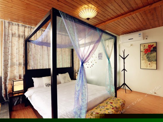 180°阳台海景日出房