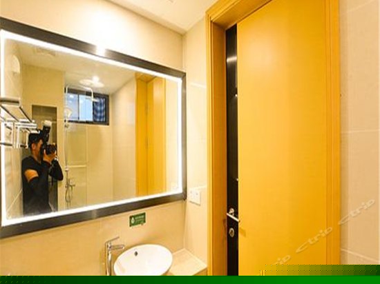 舒适园景大床房