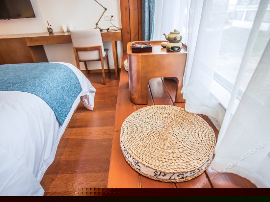 温馨标准双人床