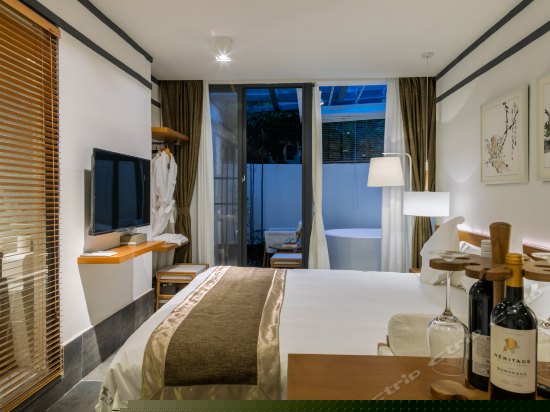 疏院花影大床房