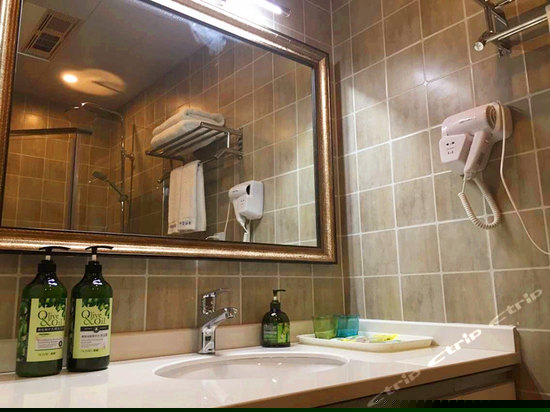 温馨欧式大床房